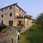 Victoria Hotel
