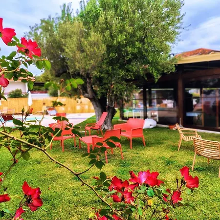 Victoria Hotel 3*