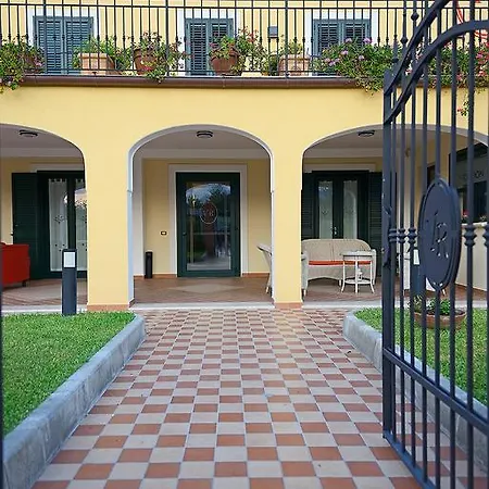 Victoria Hotel
